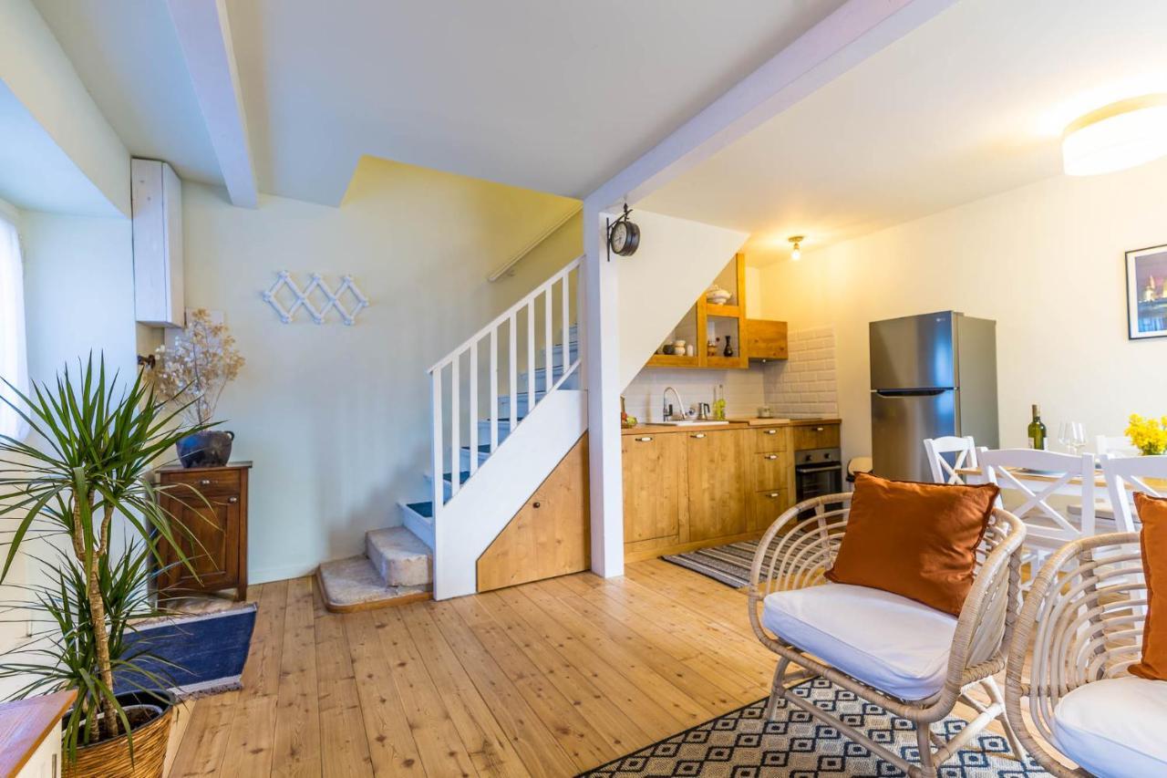 Vila Casa Mario-charming Stone House With Jacuzzi Svetvincenat