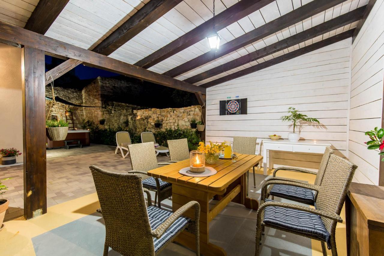 Villa Casa Mario-charming Stone House With Jacuzzi *