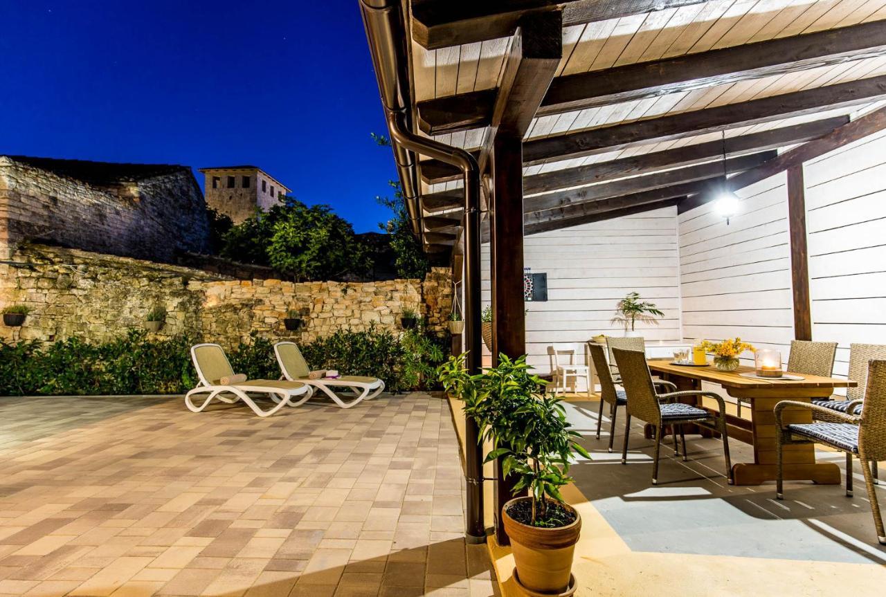 Villa Casa Mario-charming Stone House With Jacuzzi *